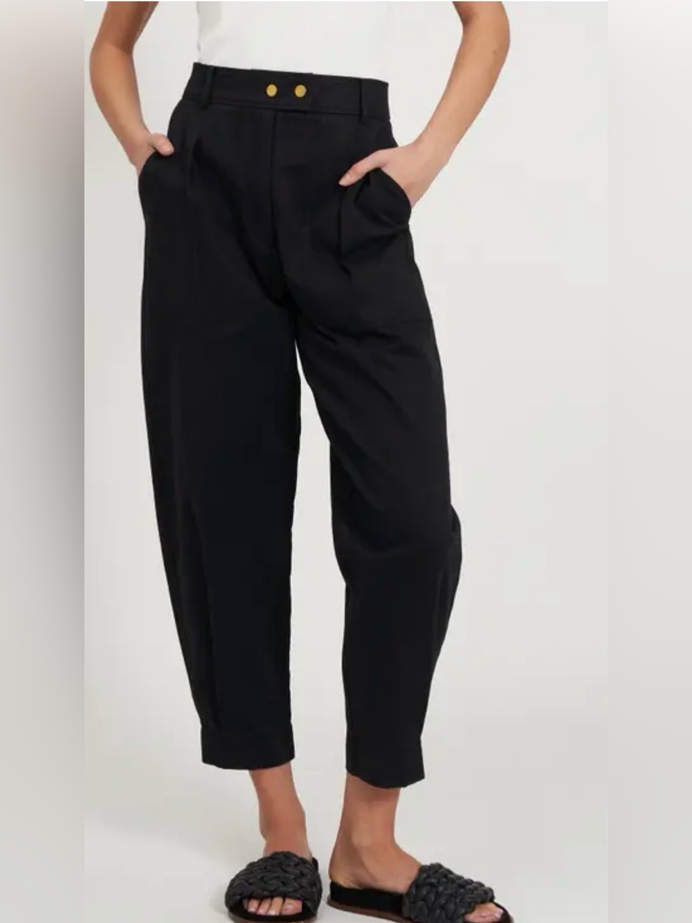 NWT REBECCA MINKOFF HOUSTON PLEAT CROP CARGO PANT- BLACK SIZE 2